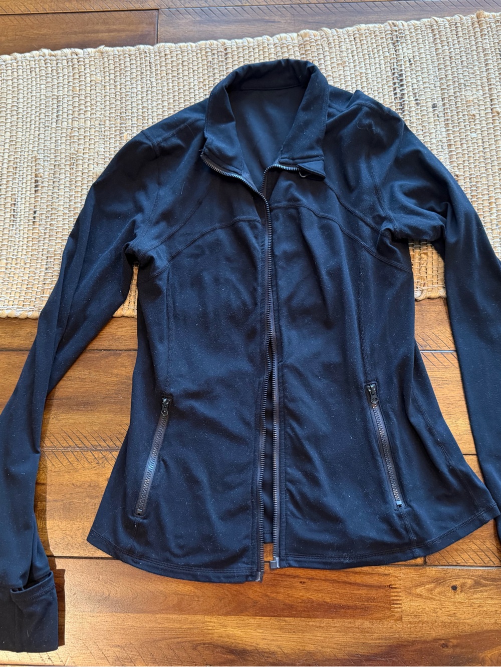 Size large black glowmode jacket